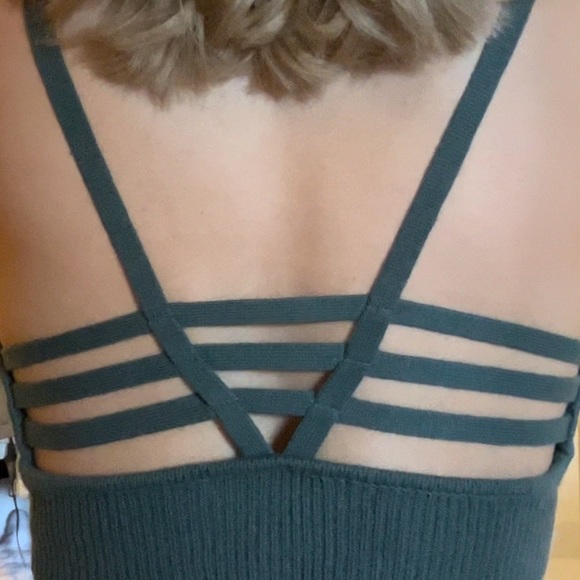 Cropped, open back knitted top, XS-S - Picture 3 of 9
